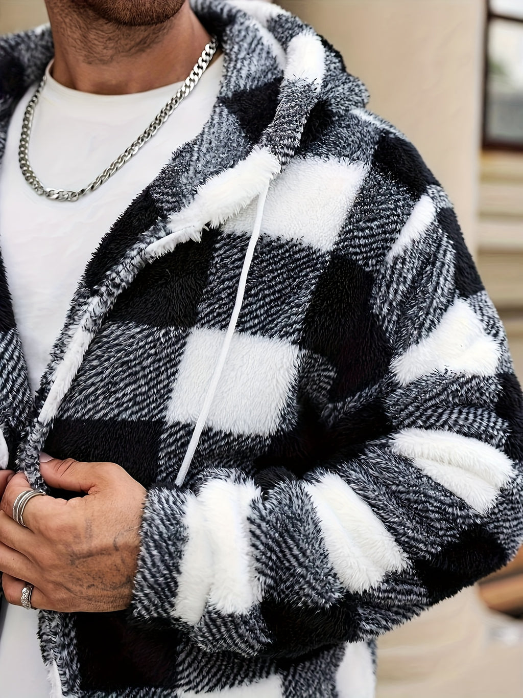 Men's Plaid Print Thermal Lined Hooded Long-Sleeve Casual Short Top, Autumn/Winter Flannel Short Top for Outings, a Gift for Friends, Husbands, or Boyfriends