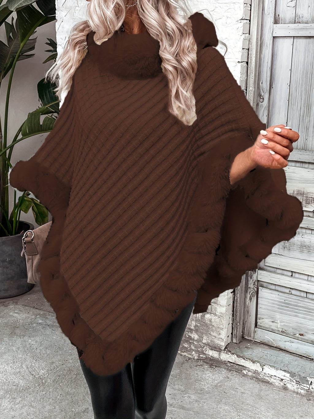 Women'S Elegant Faux Fur Collar Cape Coat - Soft Winter Coat with Plush Fur Trim, All-Season Chic Outerwear for Everyday & Formal Events