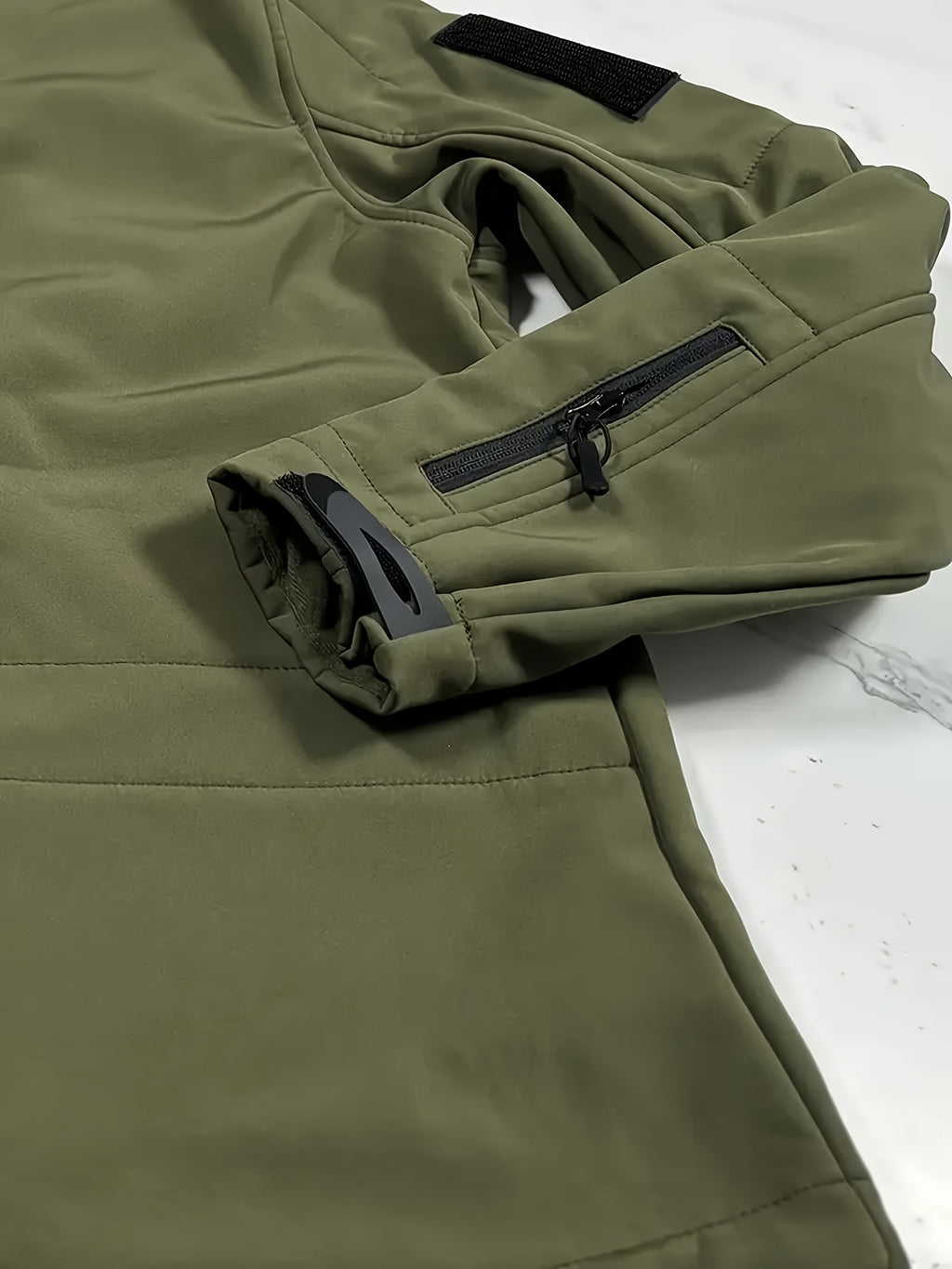 Winter Shark Skin Softshell Hooded Jacket Multi-pocket Tactical Windbreaker for Outdoor Adventures -lined Thermal Fabric Ideal for Snowy Weather and Hiking ExcursionsWinter Shark Skin Softshell Hooded Jacket Multi-pocket Tactical Windbreaker Fo