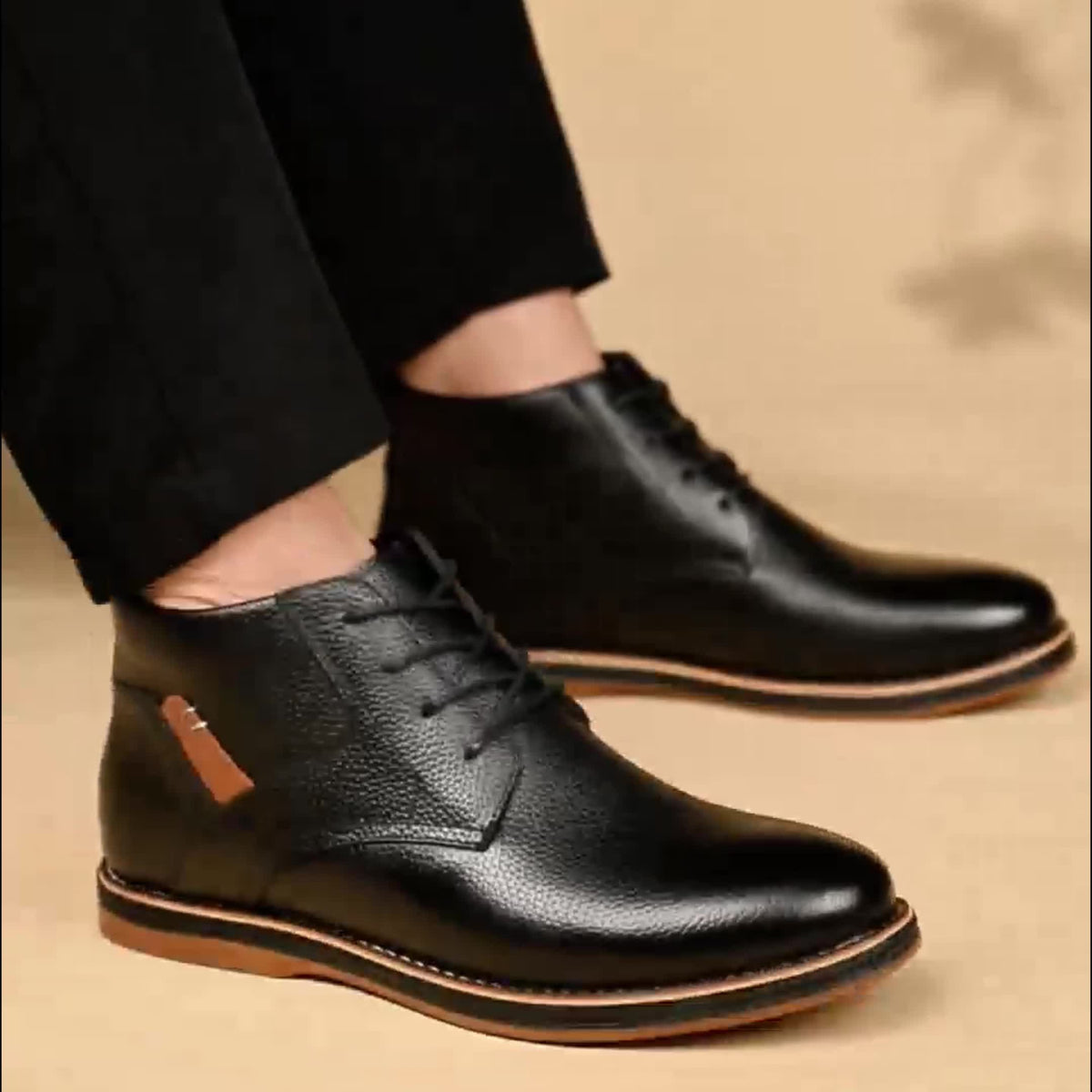 [Fearless of The Cold in Winter] New Winter Men'S Warm Lace-Up Boots, First Layer Cowhide Upper + Non-Slip Wear-Resistant Rubber Sole + Thickened Fleece Lining - Comfortable And Warm, 10 Sizes to Choose From, Suitable for Daily Leisure