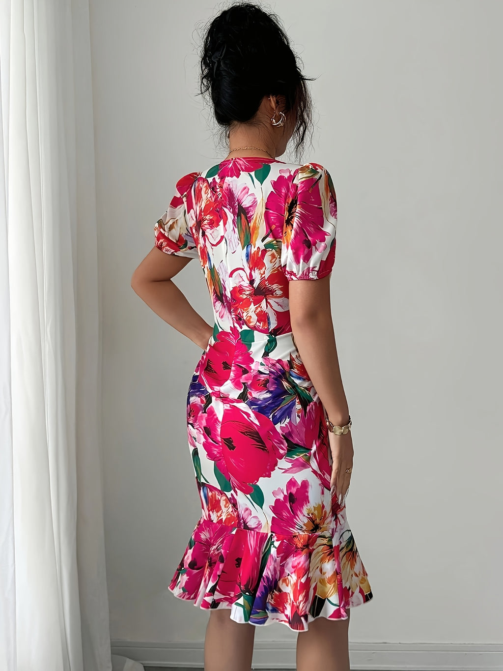 Elegant Square Neck Puff Sleeve Cinched Waist Ruffled Retro Vacation Floral Dress