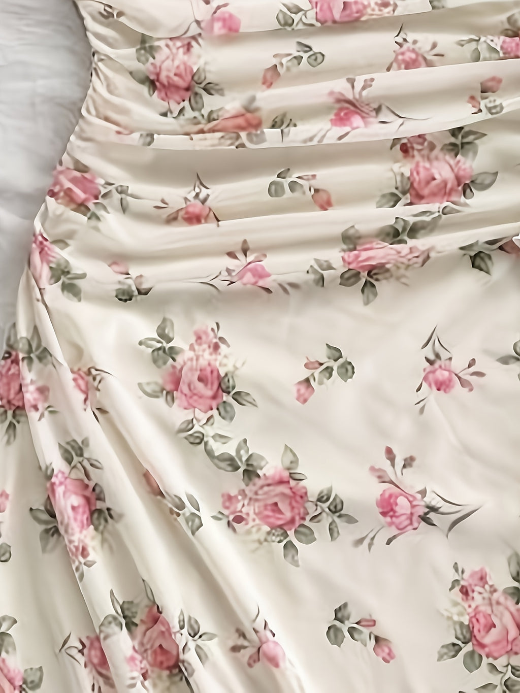 Women's Spring/Autumn New Floral Print Round Neck Ruffle Sleeve Slim Fit Dress